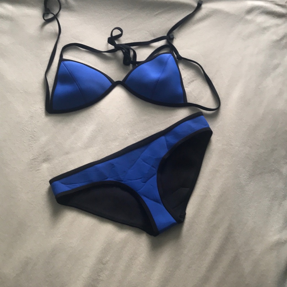 Triangl royal blue set